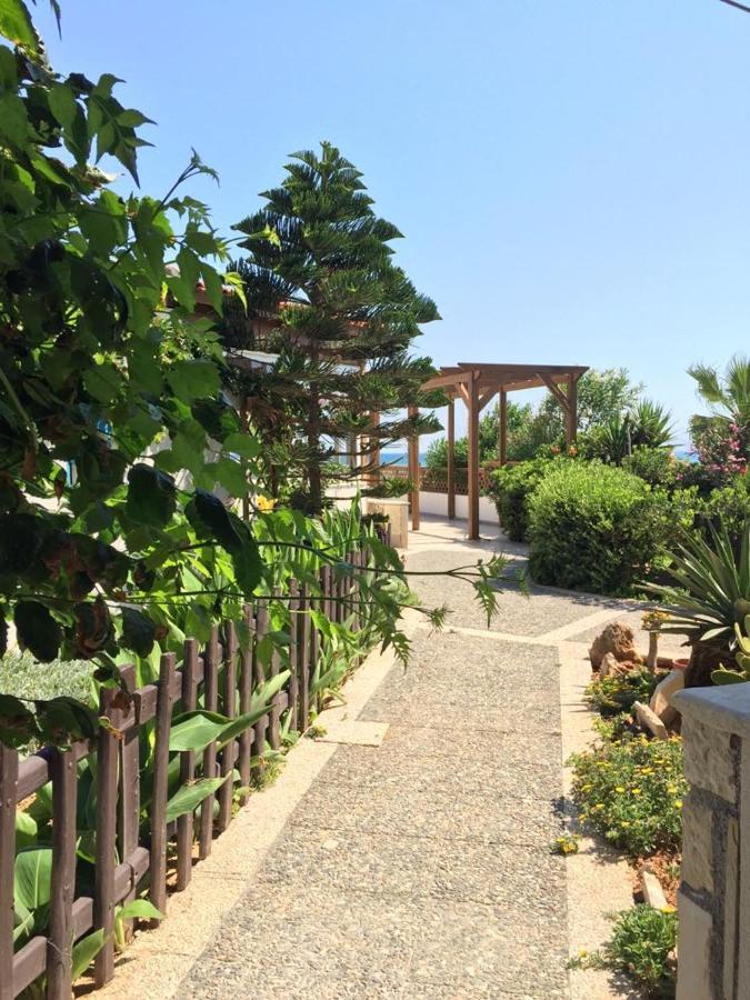 Minoica Beach Apartments Amoudara  Экстерьер фото