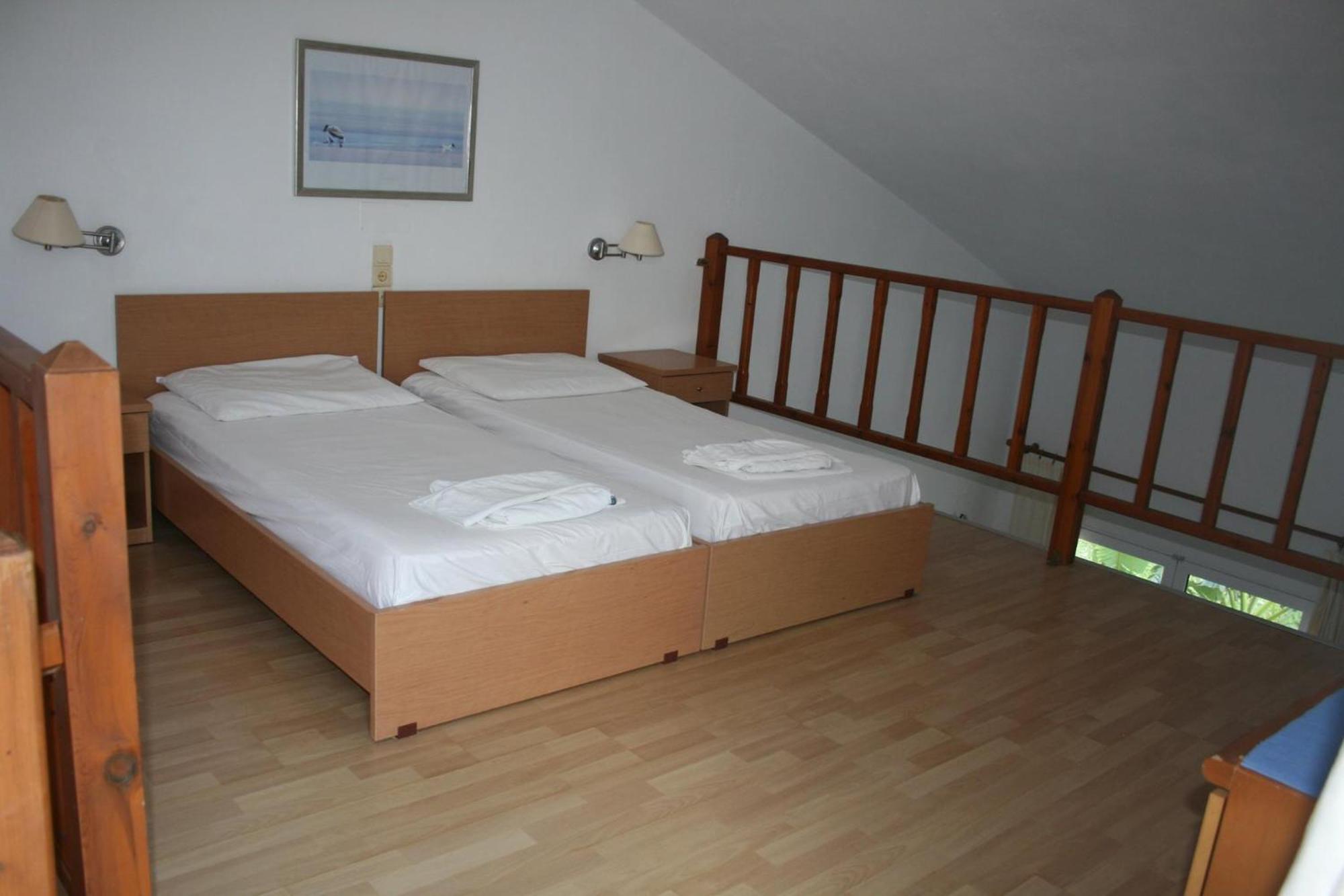 Minoica Beach Apartments Amoudara  Экстерьер фото